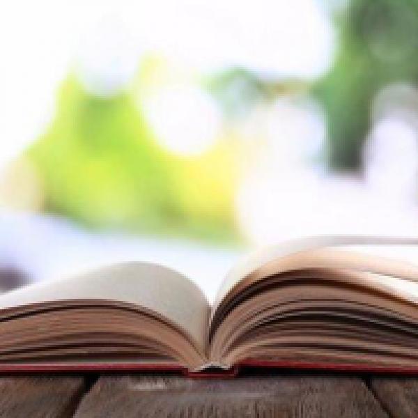 مسابقه بزرگ کتابخوانی در امتداد عاشورا مسابقه بزرگ کتابخوانی در امتداد عاشورا